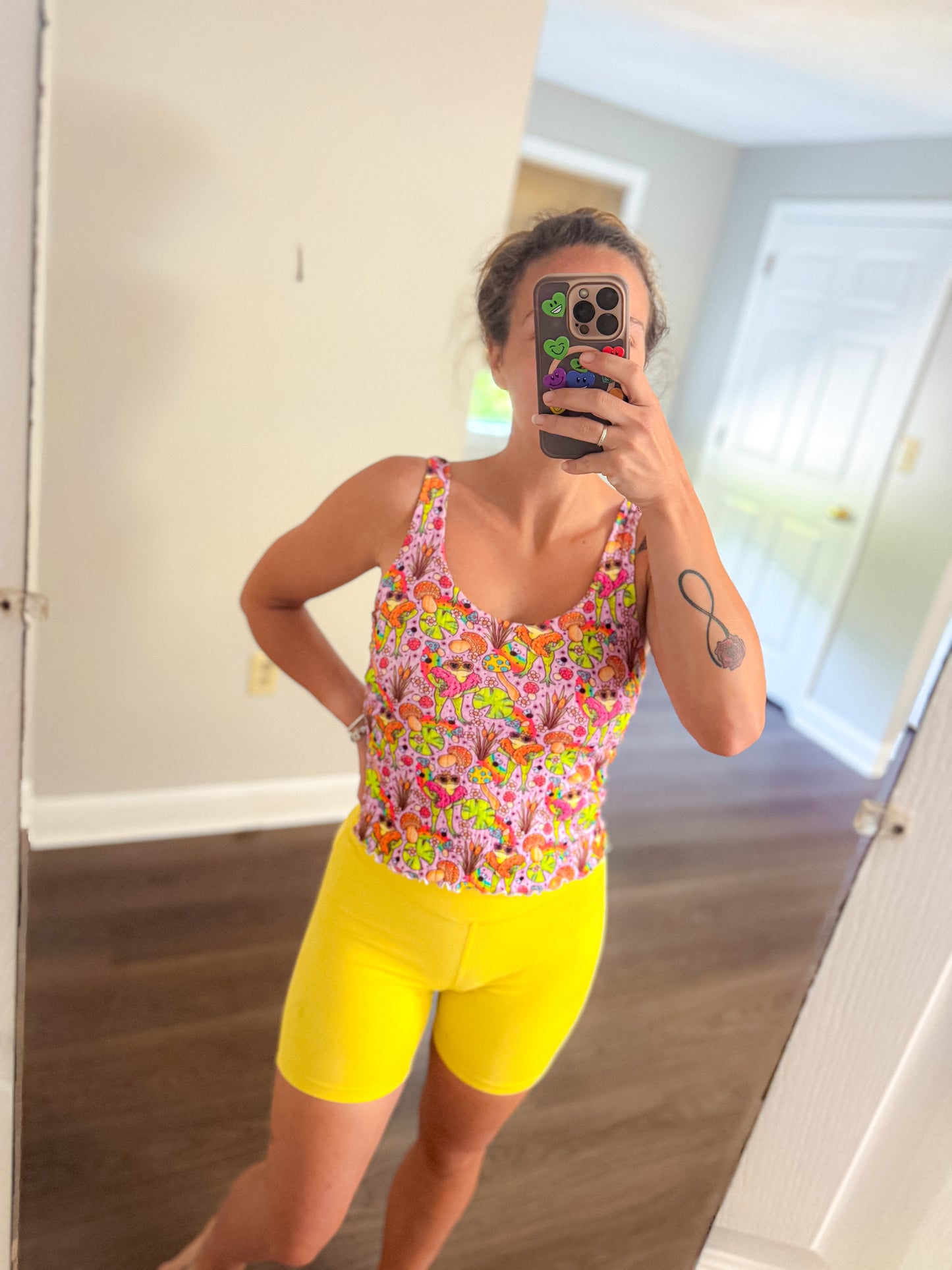 Adult Lulu crop top
