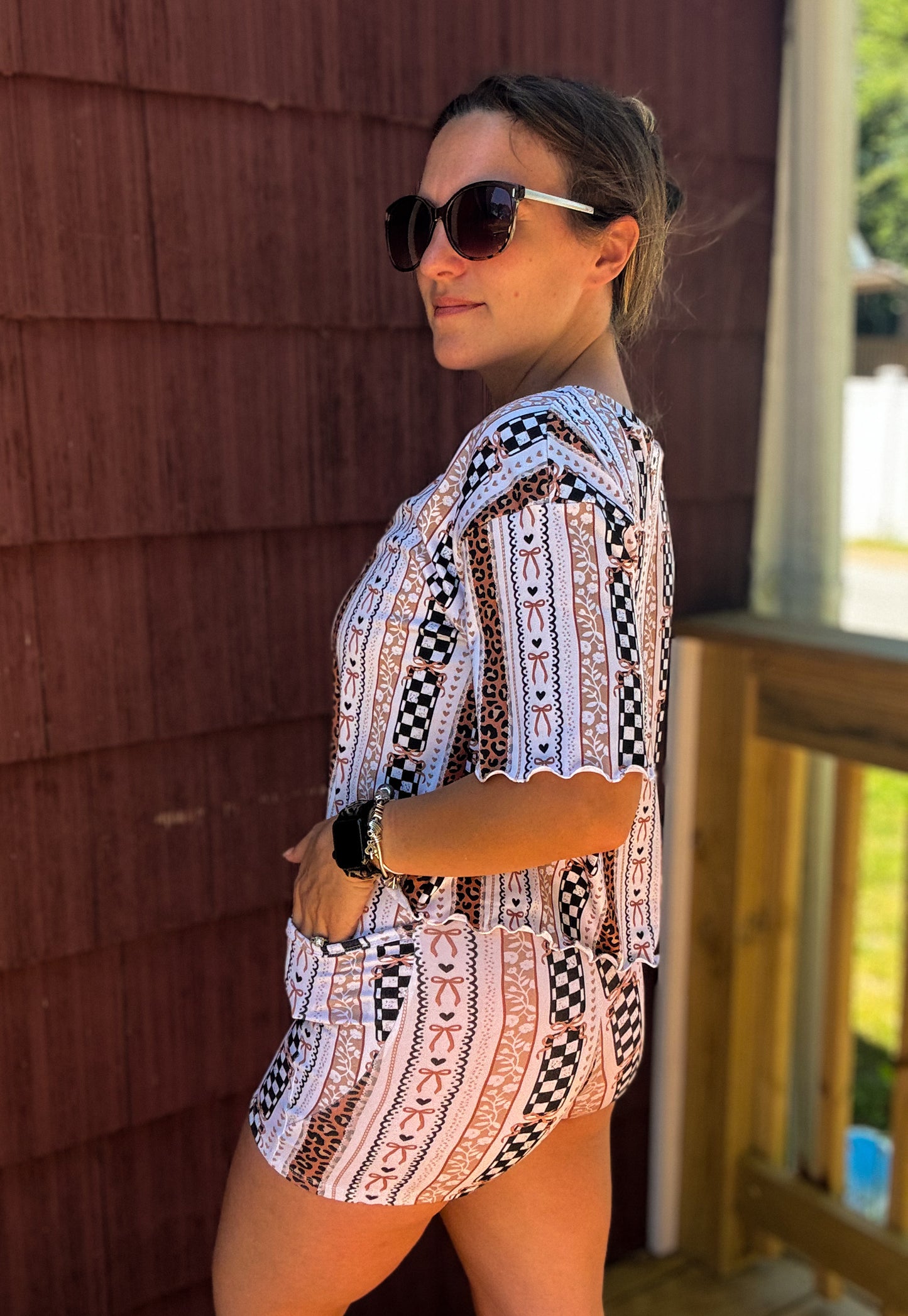 Adult: Boxy crop + bikers
